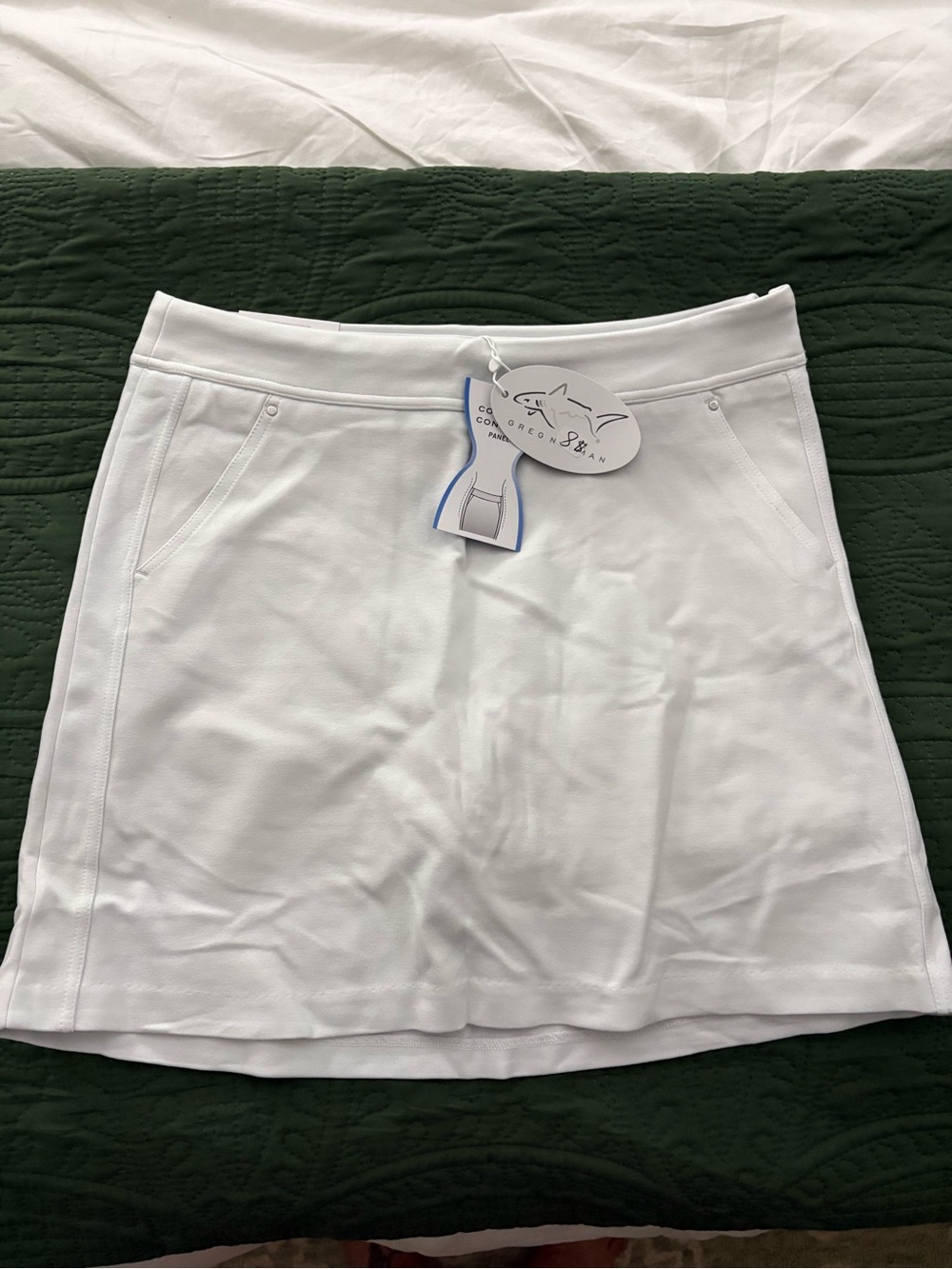 Greg Norman Collection White Golf Skort with Cream Lining